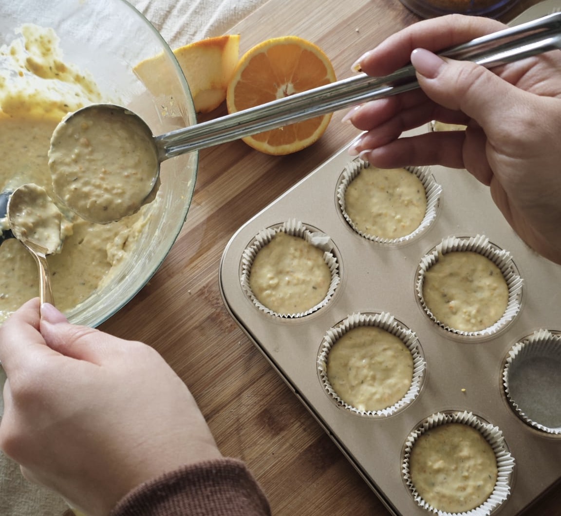 Muffin Arancia, Noci e Rosmarino — Passo 3