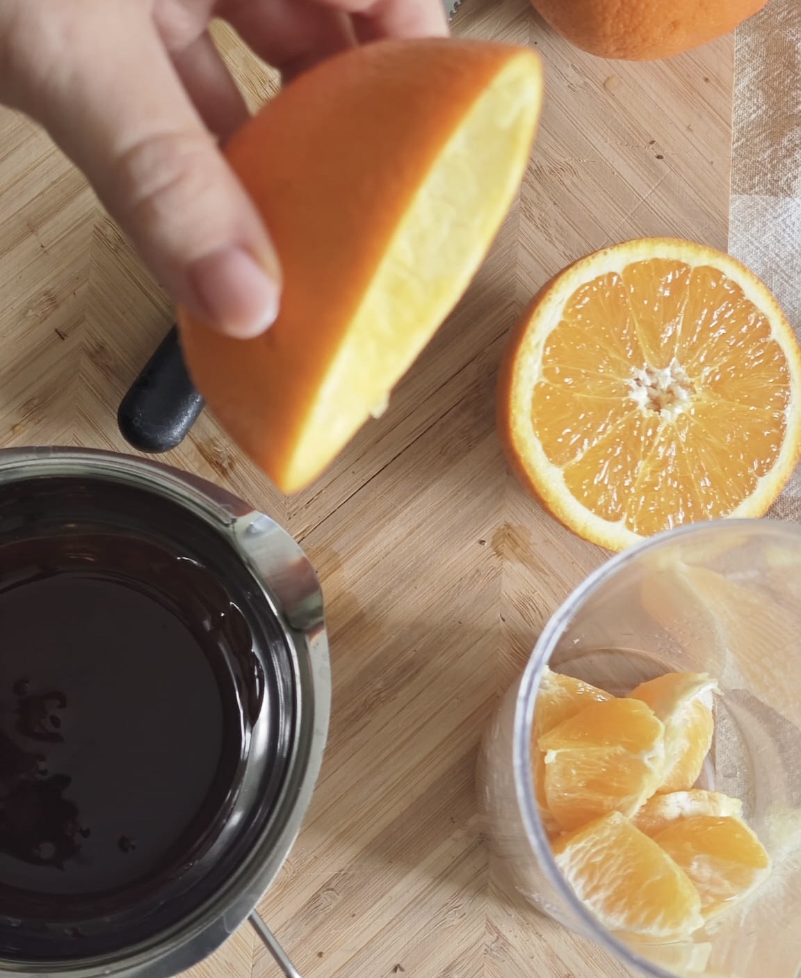Semisfere Fondente, Arancia e Yogurt Greco 🍊🤎 — Passo 1