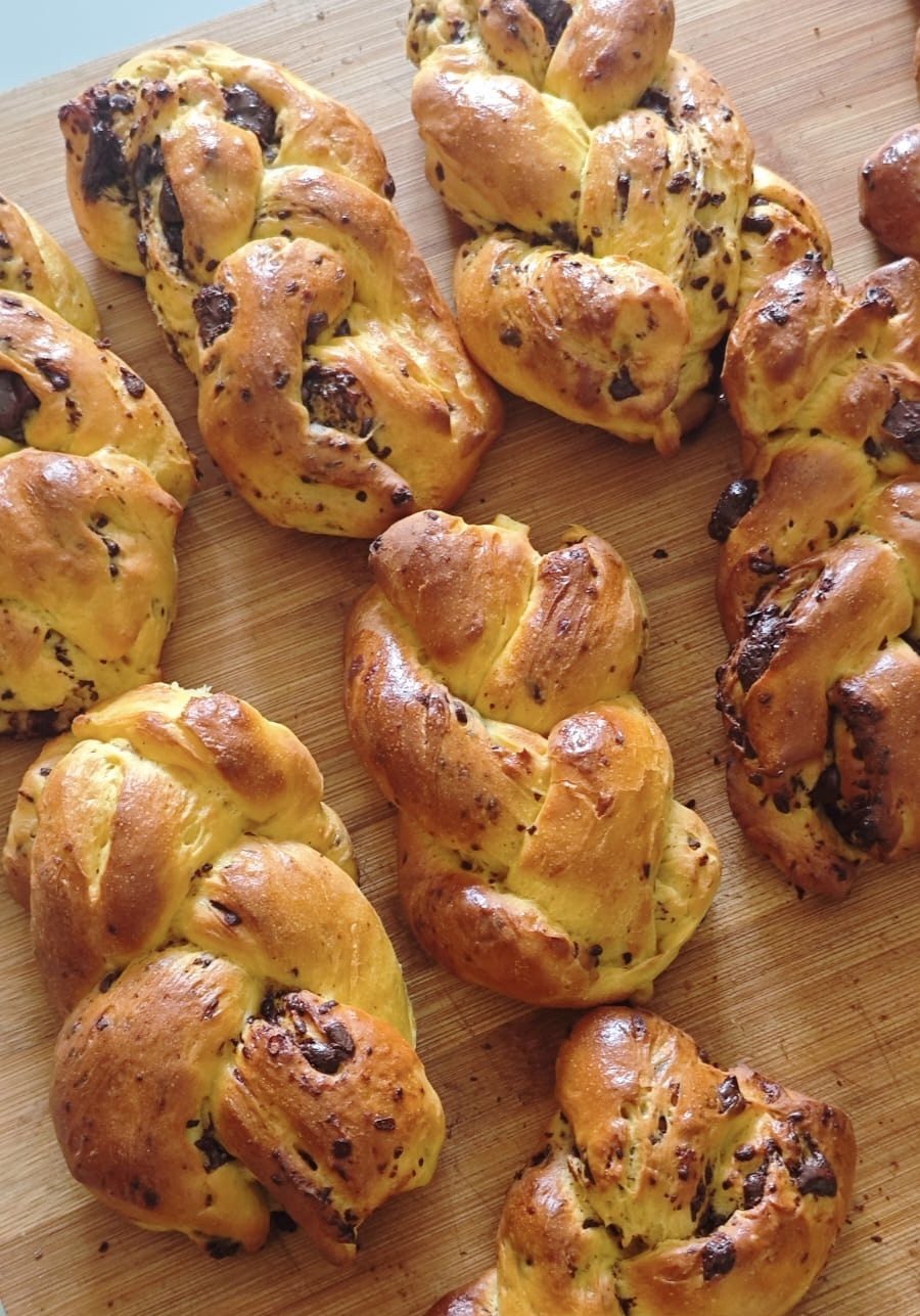 Treccine di Pan Brioche Zucca e Cioccolato🧡🍞 — Passo 6